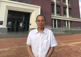 张磊