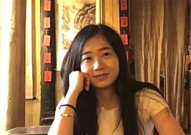 罗欢
